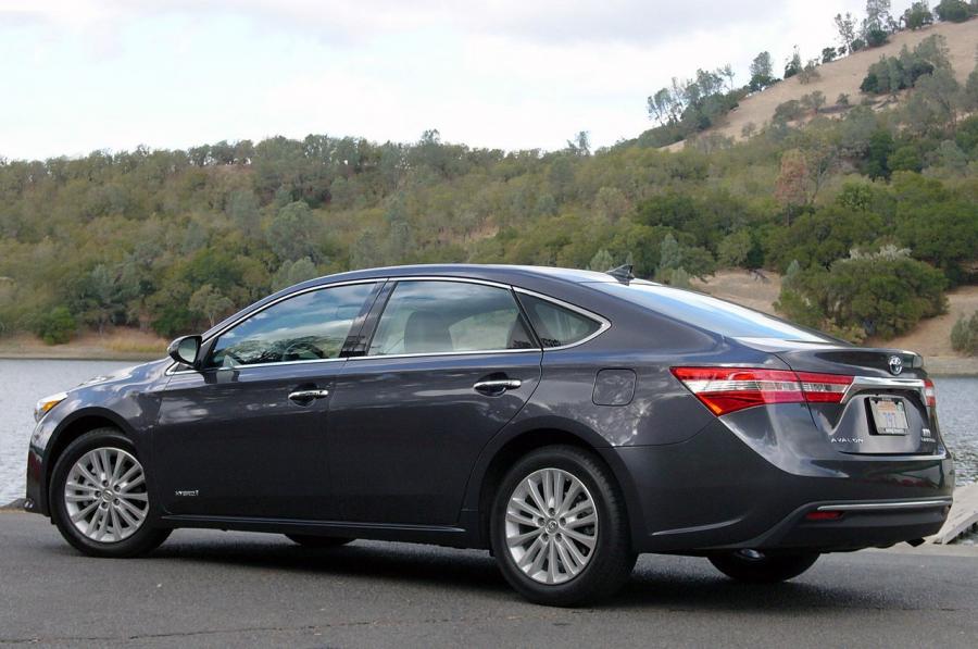  Toyota Avalon 2013 года  (фото 26 из 54)